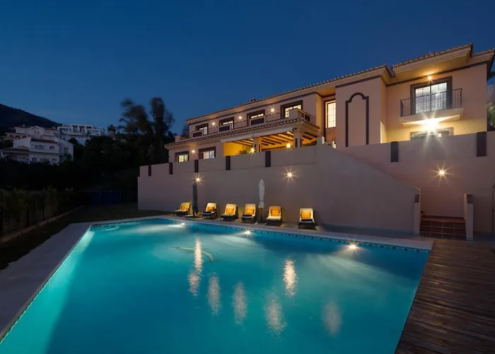 Limehouse Villa *